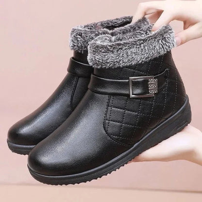 Fur-Lined Faux Leather Orthopedic Boots with Buckle – view 9
