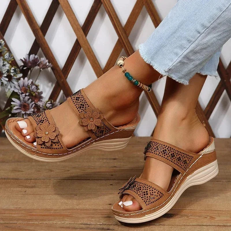 Claquette Orthopédique Femme avec des Motifs Floraux
