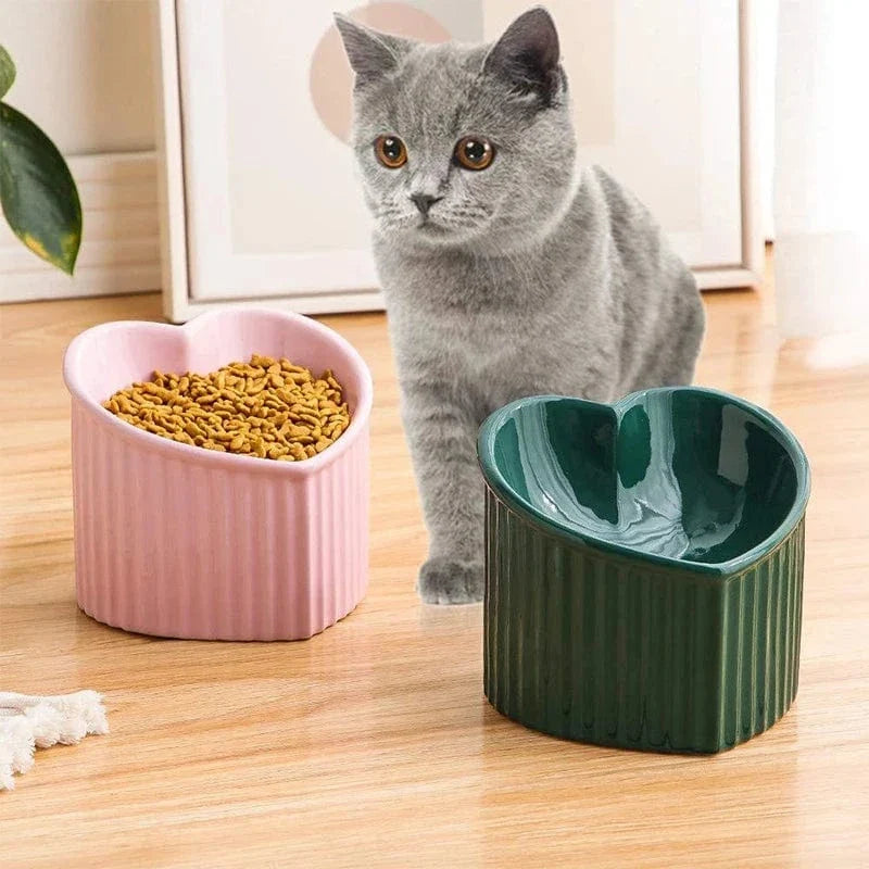 Ceramic Heart Shaped Elevated Cat Bowl with Tilt – view 5